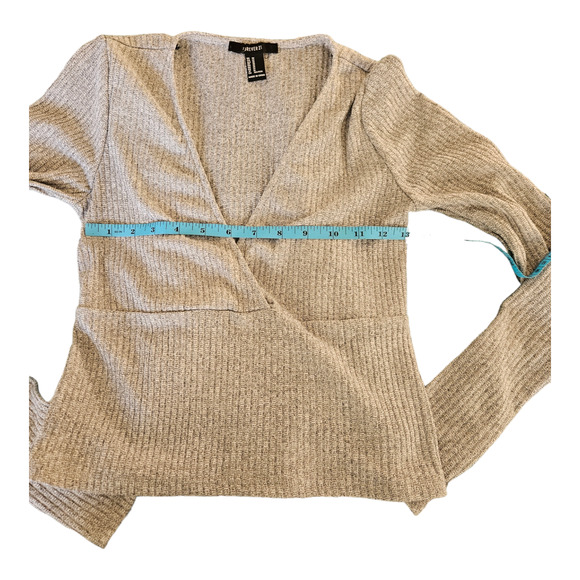 Forever 21 Medium Long Sleeve V-Neck Shirt - Picture 4 of 6